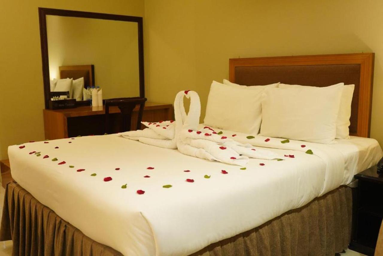 Hotel Fountain Dhaka Ngoại thất bức ảnh