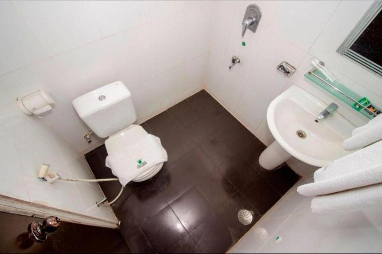 Hotel Fountain Dhaka Ngoại thất bức ảnh