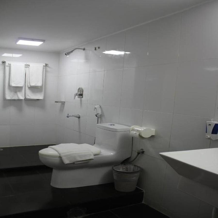Hotel Fountain Dhaka Ngoại thất bức ảnh